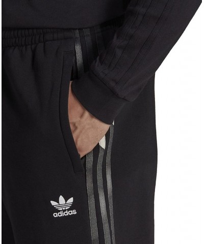 Men's Graphics Camo 3-Stripes Fleece Jogger Pants Black $47.70 Pants