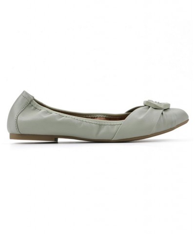 Women's Santi Ballet Flats Green $25.37 Shoes